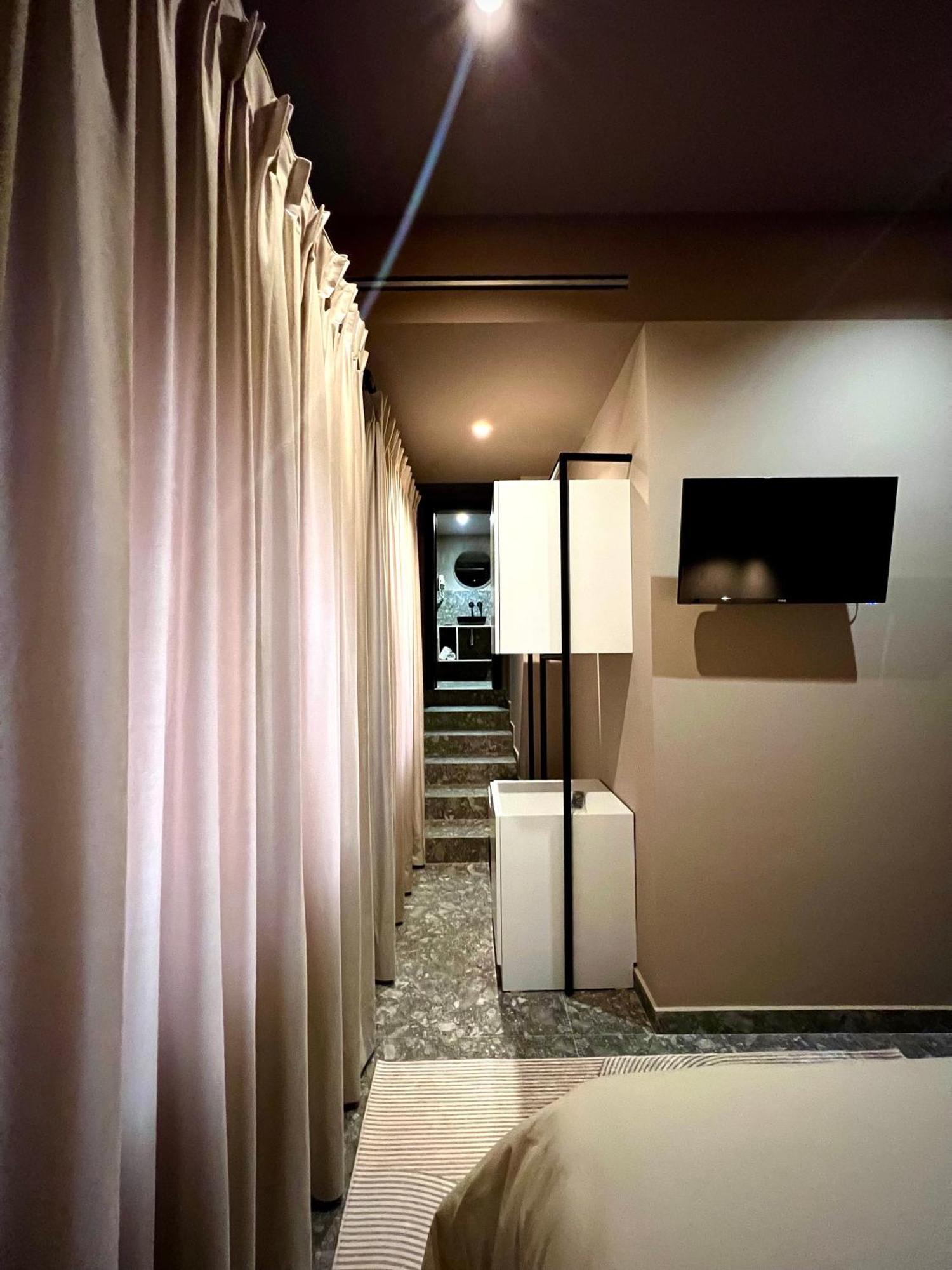 Rex Hotel Boutique Tirana Exterior foto