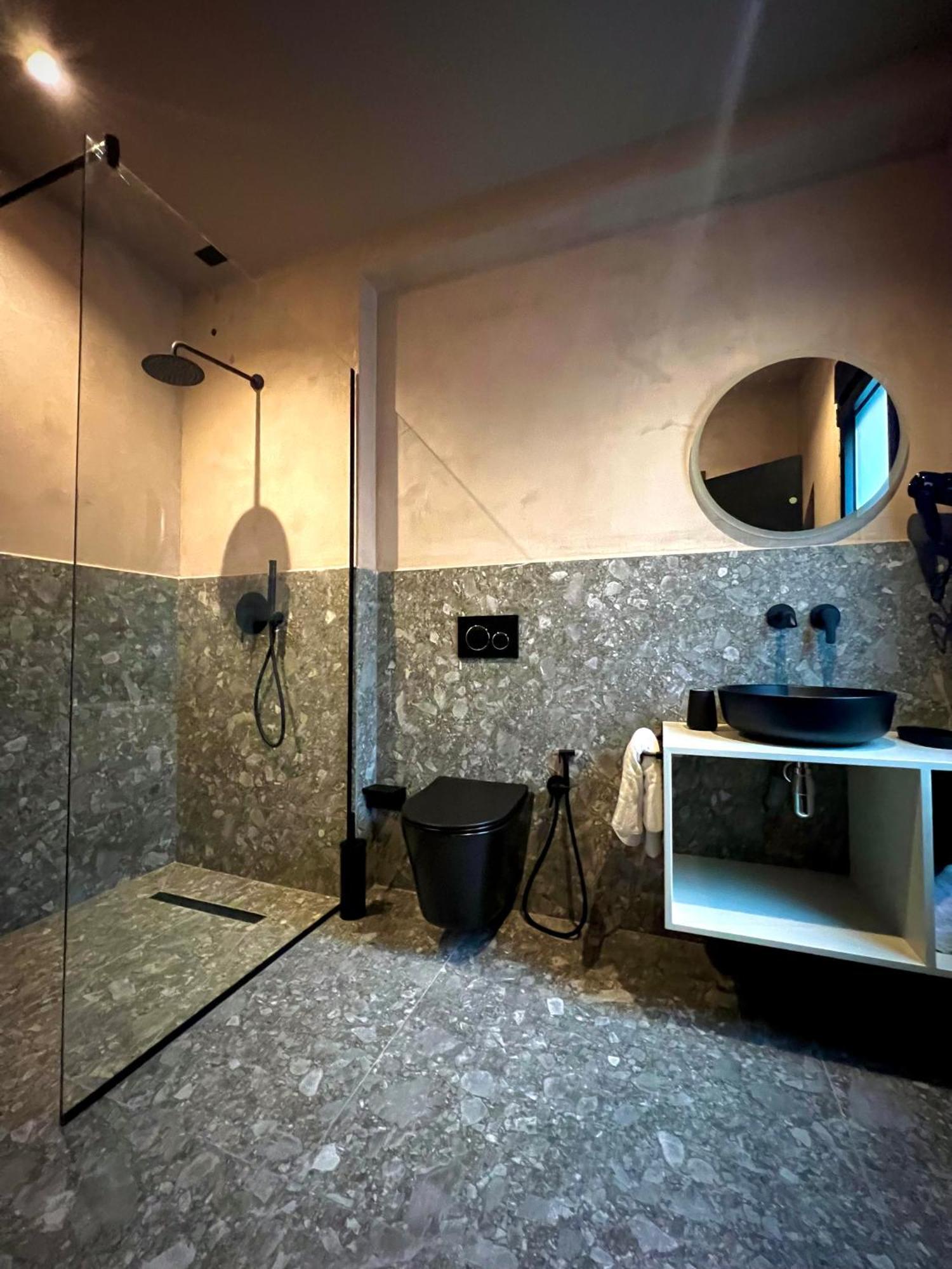 Rex Hotel Boutique Tirana Exterior foto
